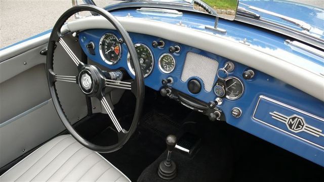 1957 MG MGA RESTORED - 7611616 - 7