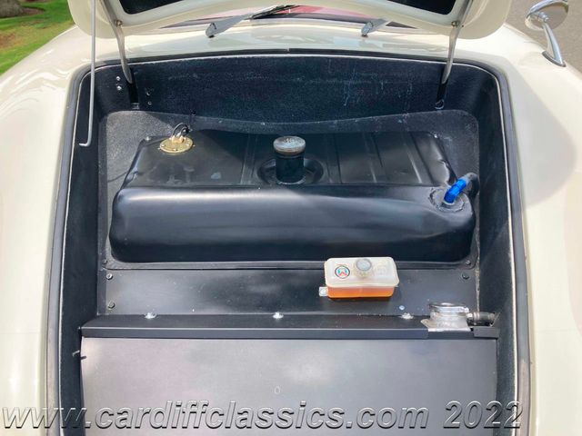 1957 Porsche 356 Speedster 356 Speedster Carrera CoachWerks Replica - 21309137 - 19