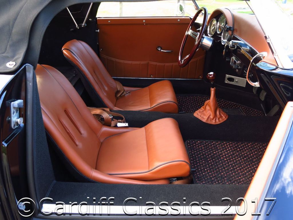 1957 Porsche 356 Speedster Vintage - 15878616 - 12