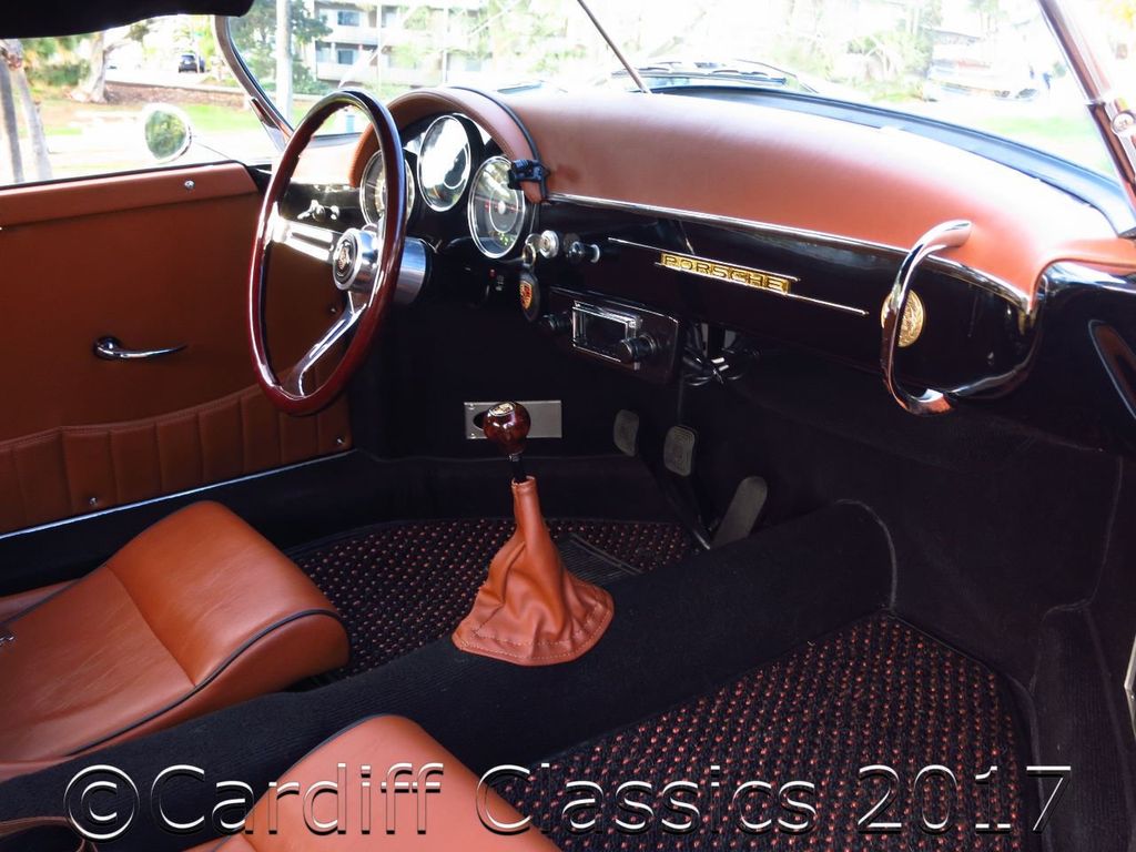 1957 Porsche 356 Speedster Vintage - 15878616 - 13