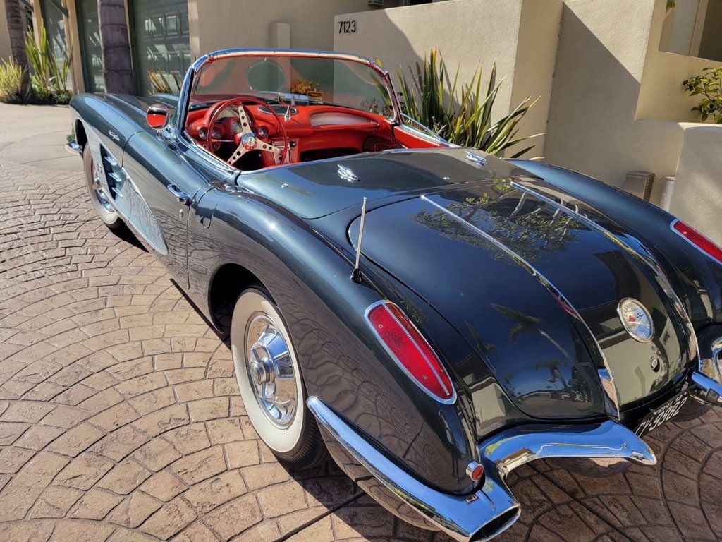 1958 Chevrolet Corvette Convertible  - 22776427 - 9