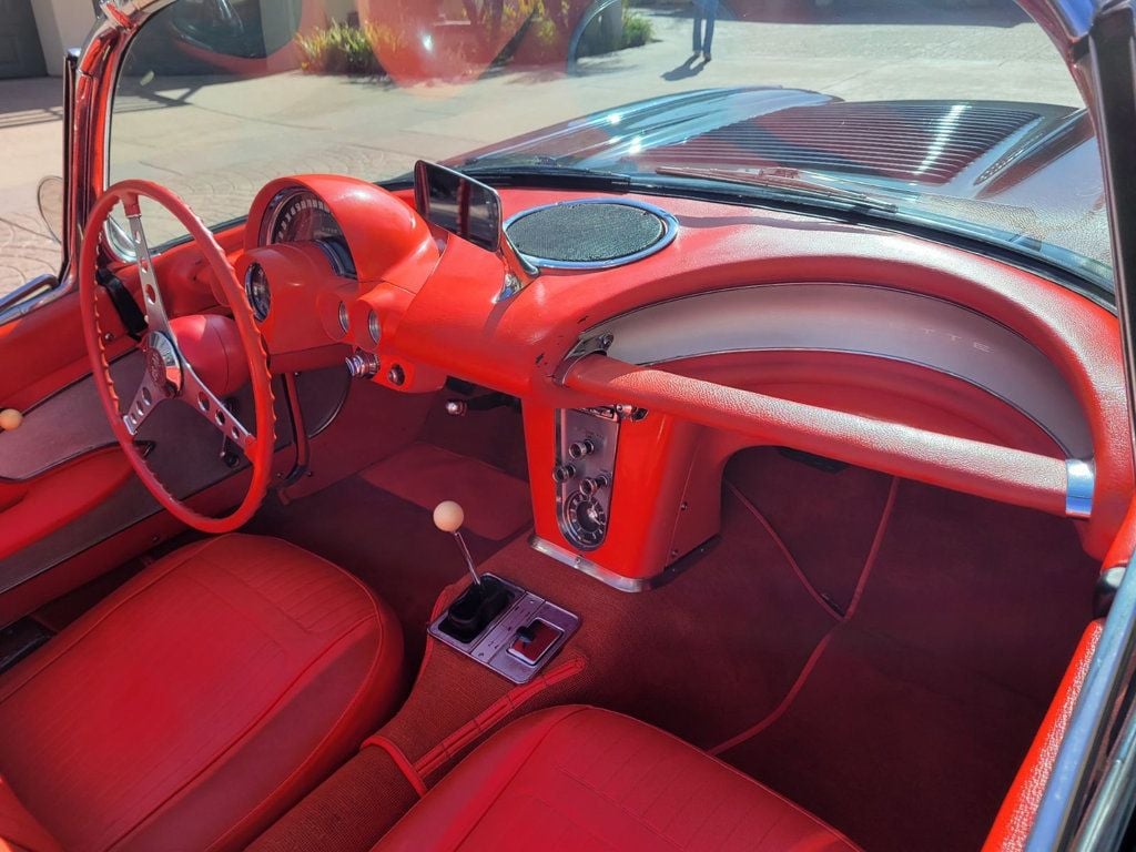 1958 Chevrolet Corvette Convertible  - 22776427 - 13