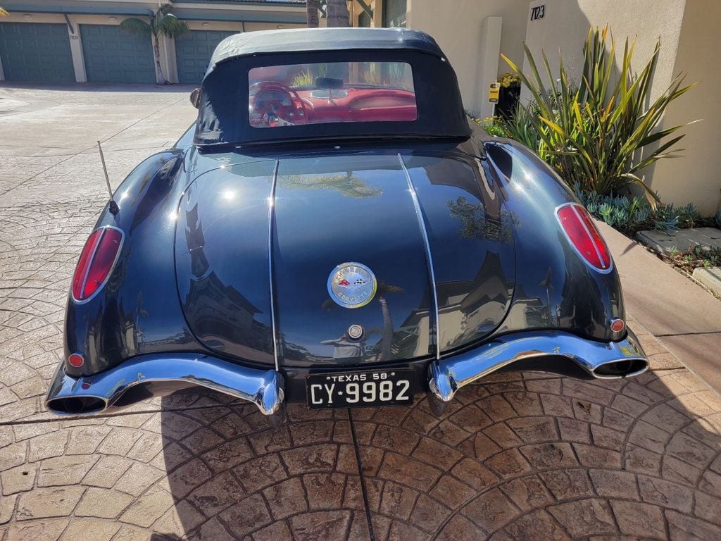 1958 Chevrolet Corvette Convertible  - 22776427 - 5