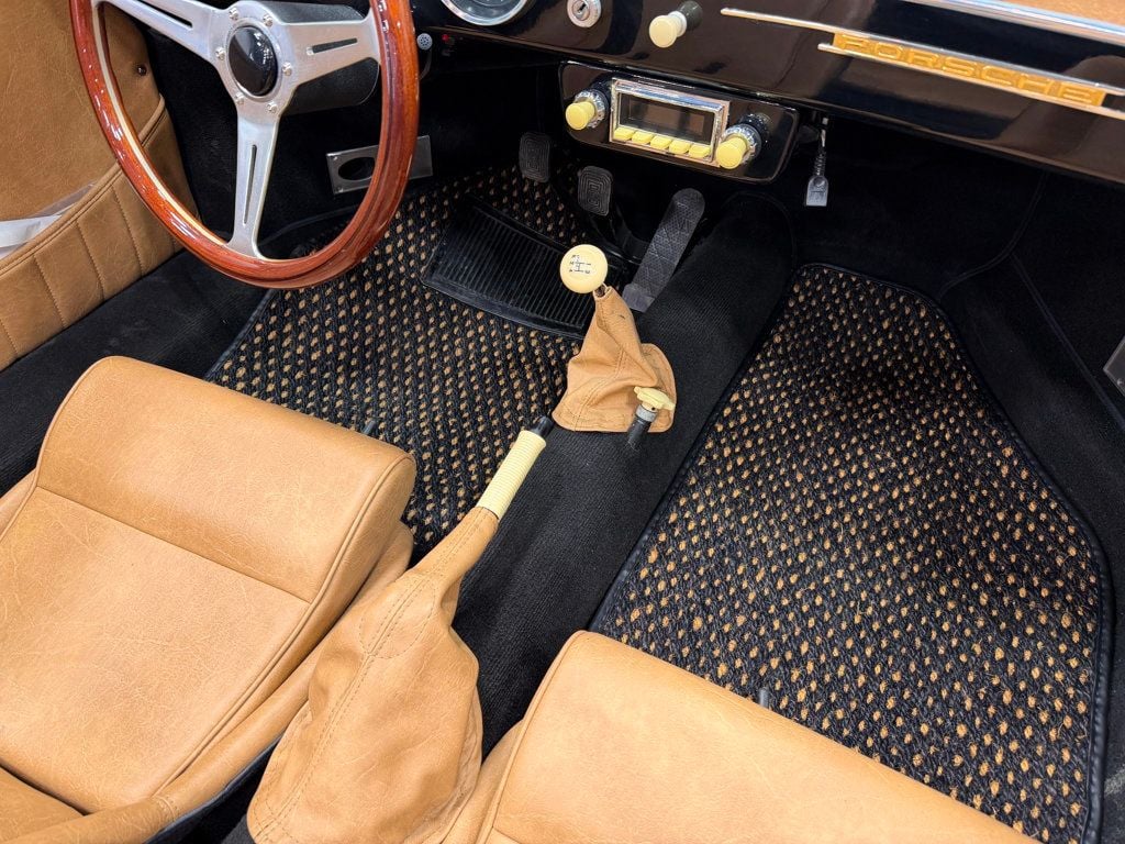 1958 Porsche 956  - 22987862 - 16