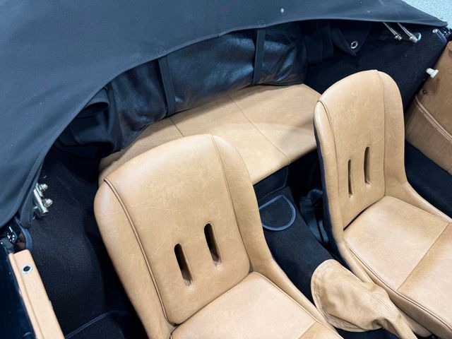 1958 Porsche 956  - 22987862 - 20