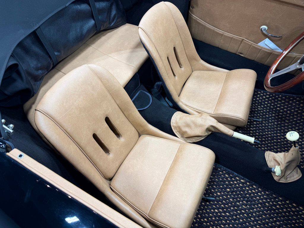 1958 Porsche 956  - 22987862 - 21