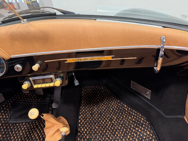 1958 Porsche 956  - 22987862 - 46