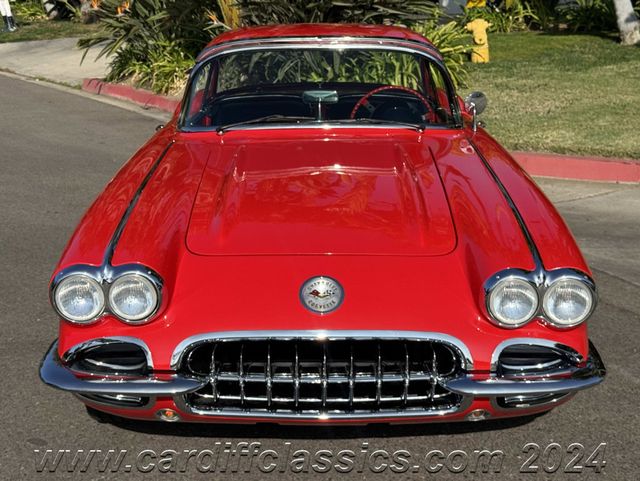 1959 Chevrolet Corvette  - 22698068 - 24