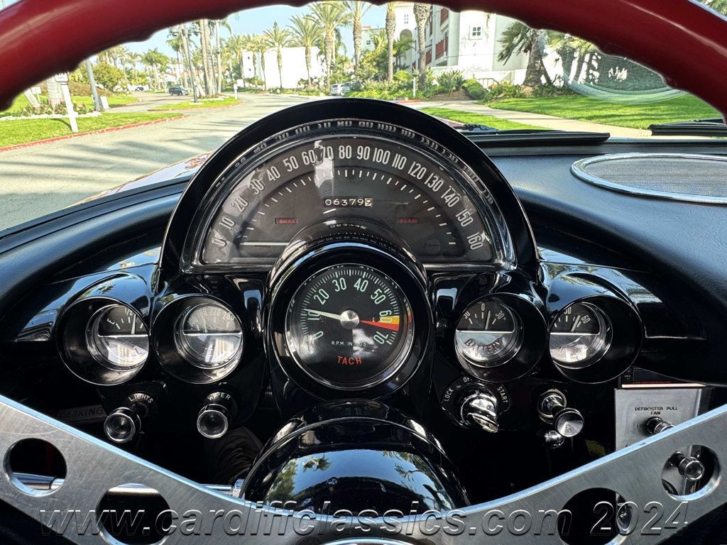 1959 Chevrolet Corvette  - 22698068 - 32