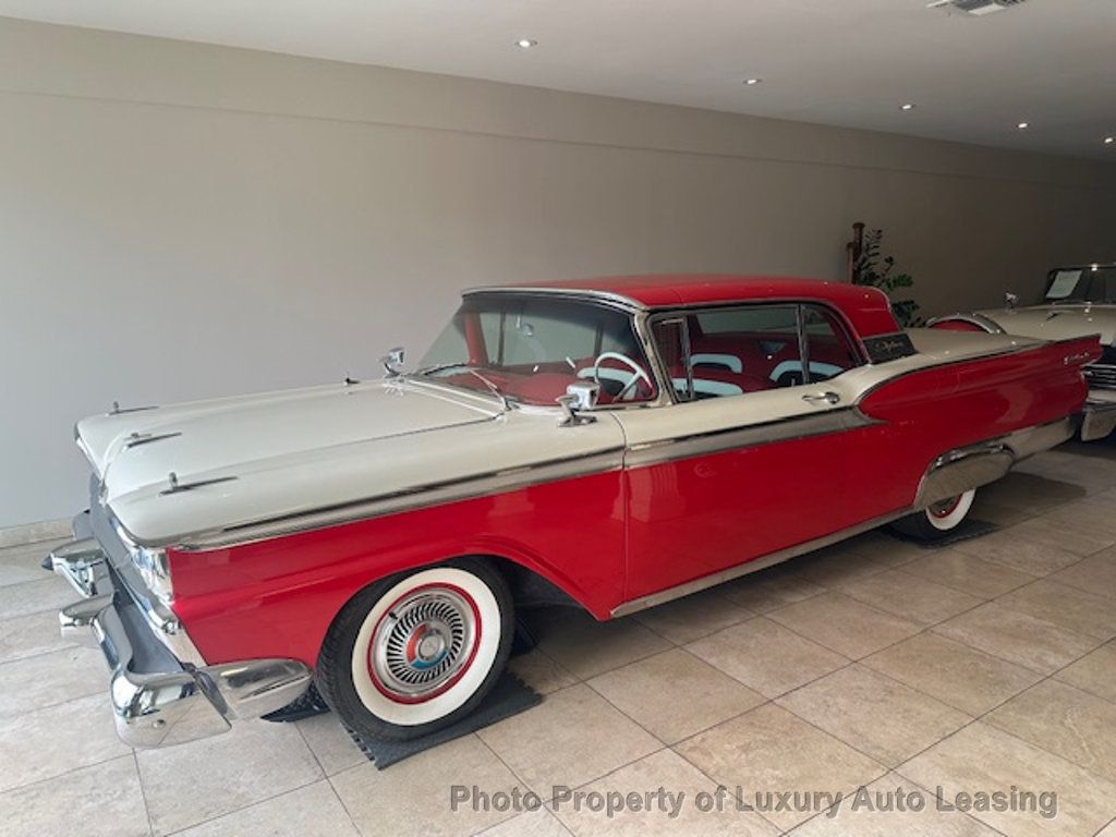 1959 Ford FAIRLANE SUNLINER  - 21627461 | Video 1