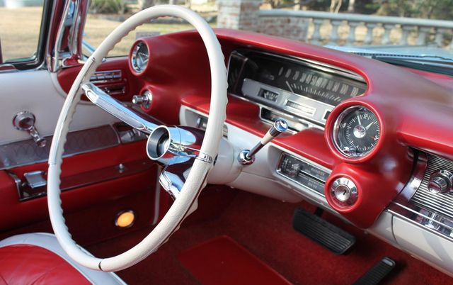 1960 Cadillac CONVERTIBLE  - 14624311 - 27