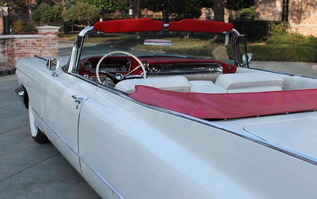 1960 Cadillac CONVERTIBLE  - 14624311 - 55
