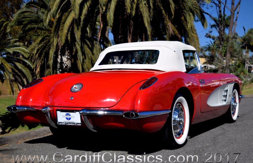1960 Chevrolet Corvette  - 17036123 - 41