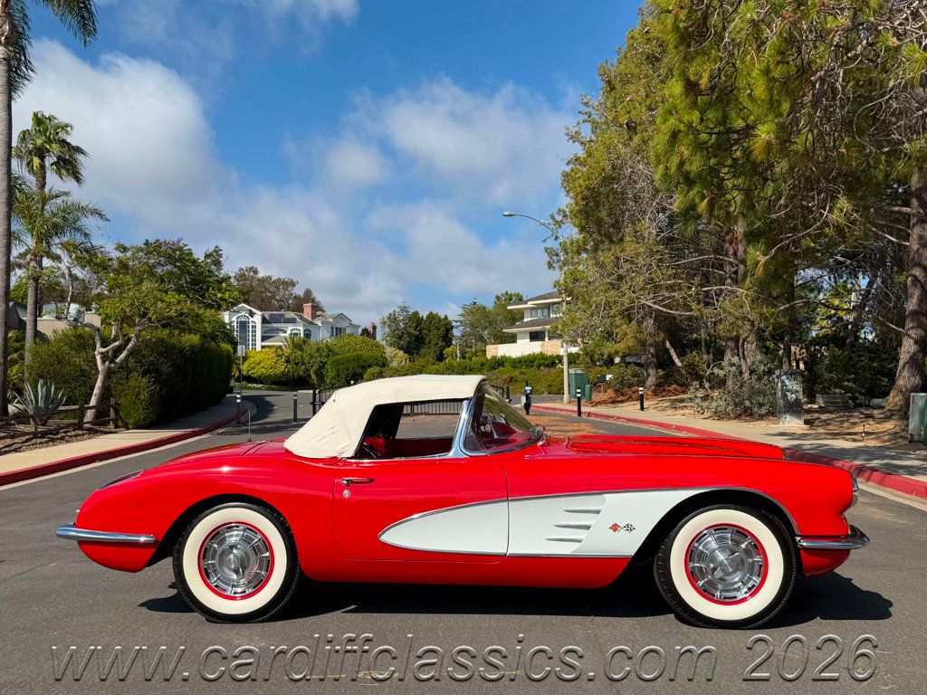 1960 Chevrolet Corvette  - 23028170 - 9
