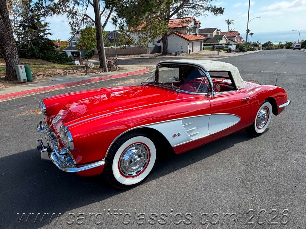 1960 Chevrolet Corvette  - 23028170 - 12