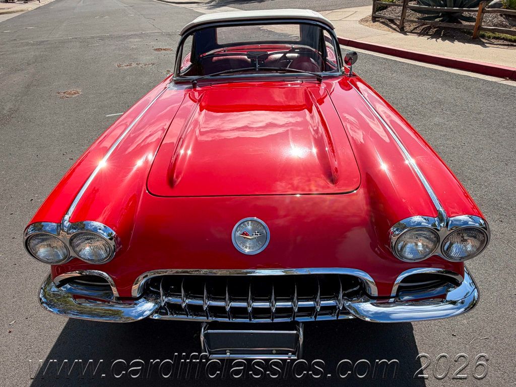 1960 Chevrolet Corvette  - 23028170 - 14