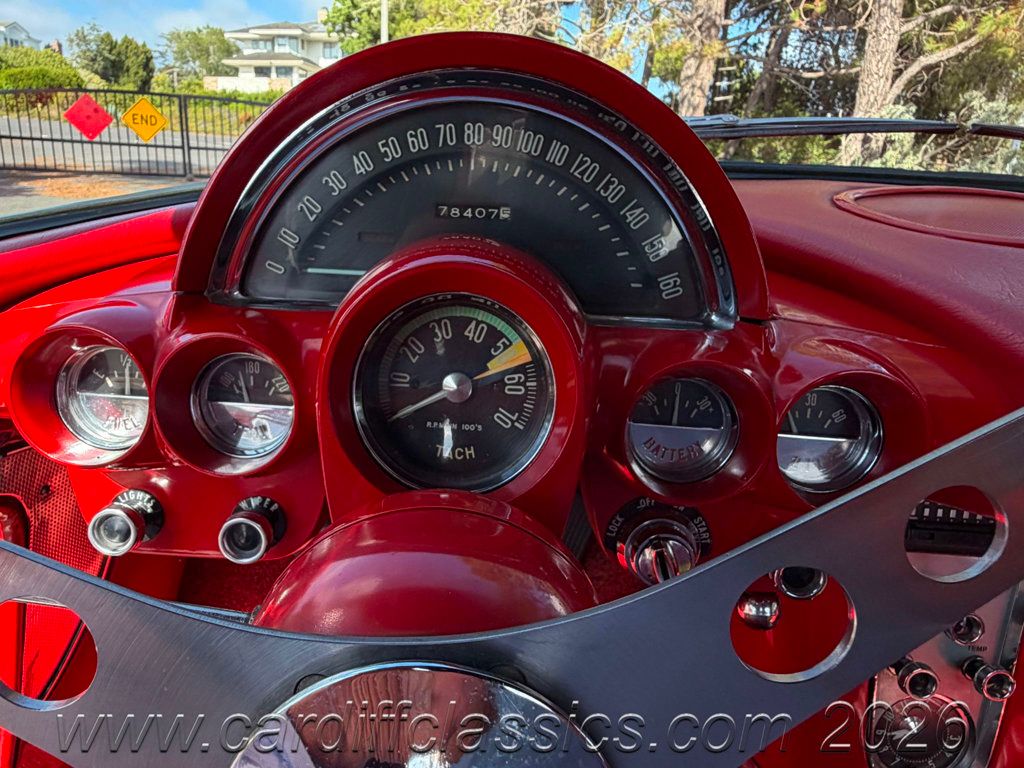 1960 Chevrolet Corvette  - 23028170 - 15
