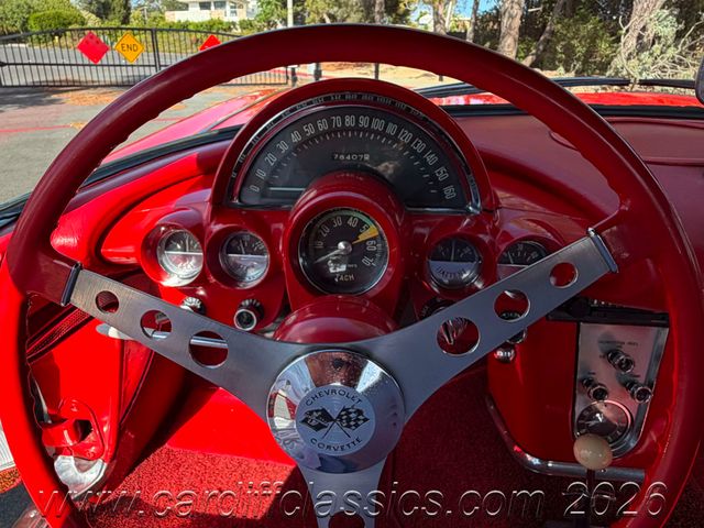 1960 Chevrolet Corvette  - 23028170 - 16