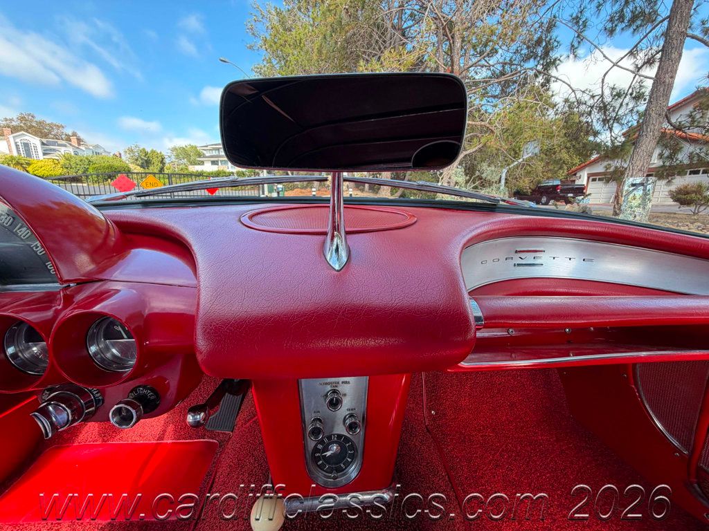 1960 Chevrolet Corvette  - 23028170 - 18