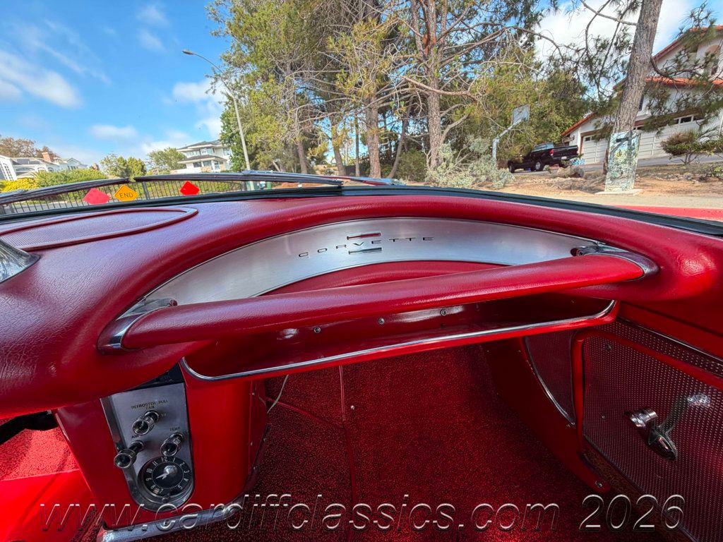 1960 Chevrolet Corvette  - 23028170 - 19