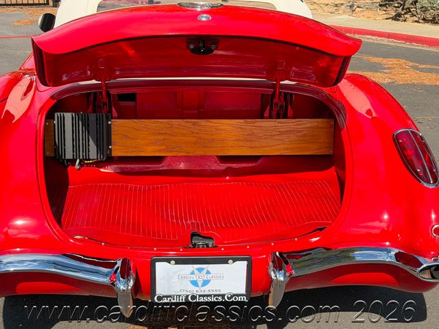 1960 Chevrolet Corvette  - 23028170 - 31