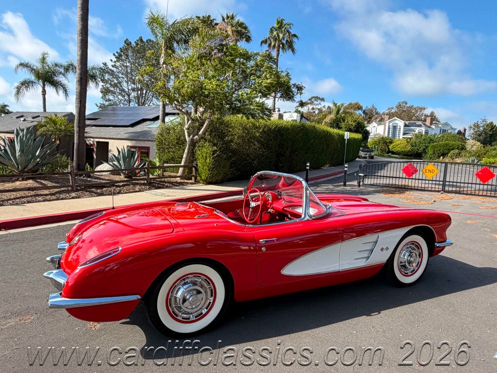 1960 Chevrolet Corvette  - 23028170 - 45