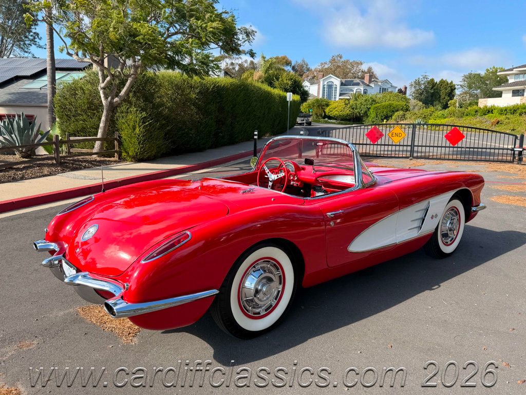 1960 Chevrolet Corvette  - 23028170 - 46