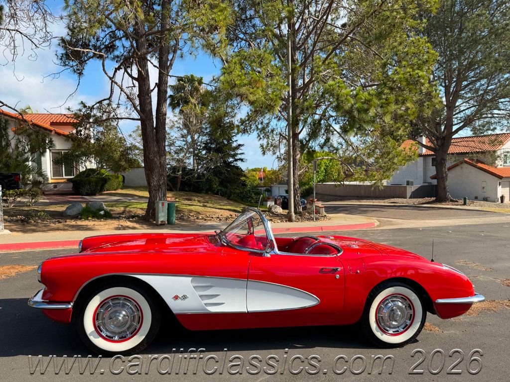 1960 Chevrolet Corvette  - 23028170 - 49