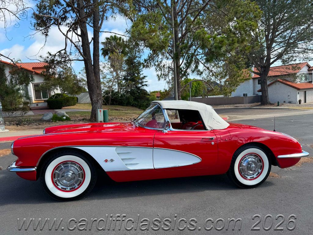 1960 Chevrolet Corvette  - 23028170 - 6