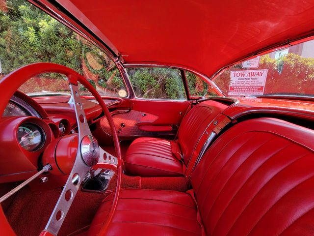 1960 Chevrolet CORVETTE 1960 CHEVROLET CORVETTE CLASSIC SIGNET RED - 21331833 - 13