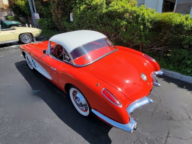 1960 Chevrolet CORVETTE 1960 CHEVROLET CORVETTE CLASSIC SIGNET RED - 21331833 - 8