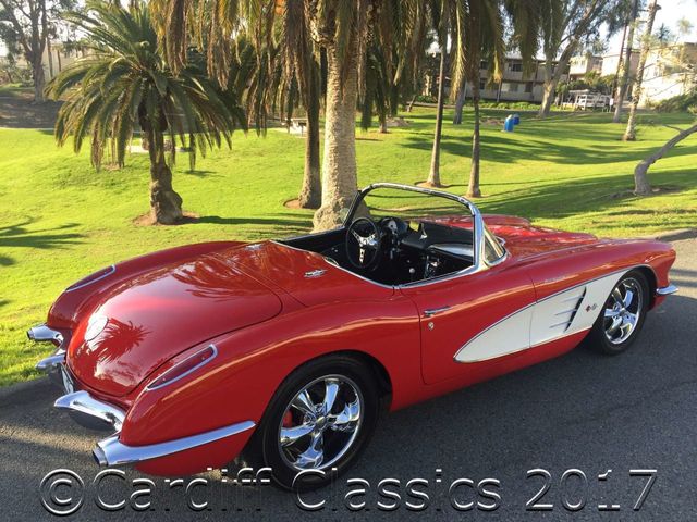 1960 Chevrolet Corvette Resto-Mod LS2 - 16155537 - 40