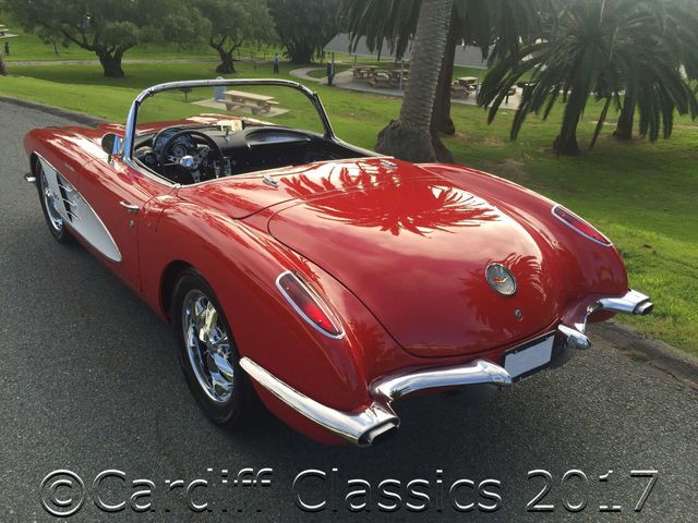 1960 Chevrolet Corvette Resto-Mod LS2 - 16155537 - 42