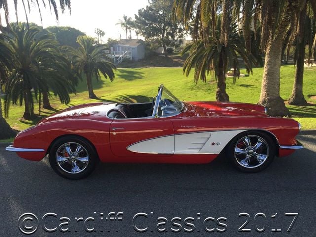 1960 Chevrolet Corvette Resto-Mod LS2 - 16155537 - 43