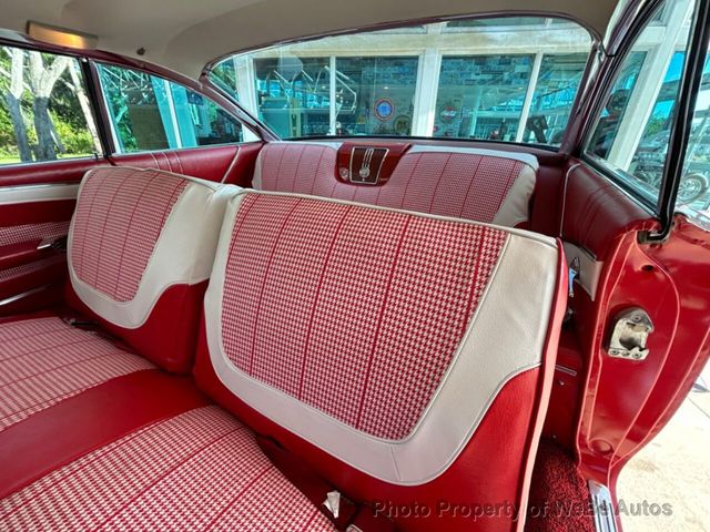 1960 Chevrolet Impala Bubble Top - 22410908 - 16