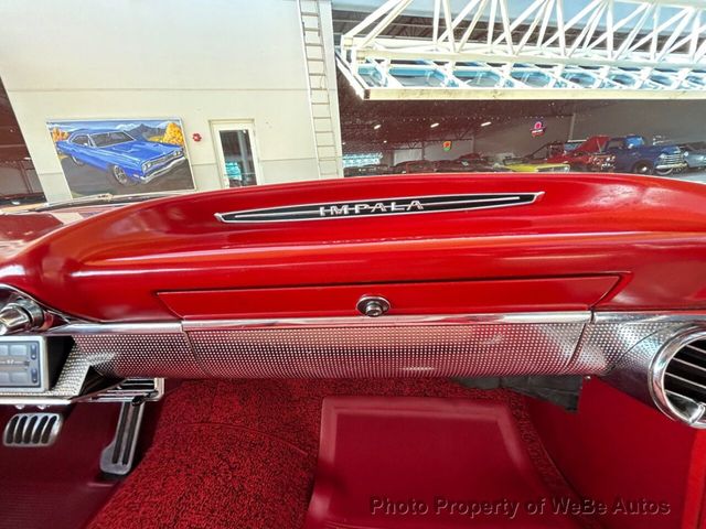 1960 Chevrolet Impala Bubble Top - 22410908 - 21