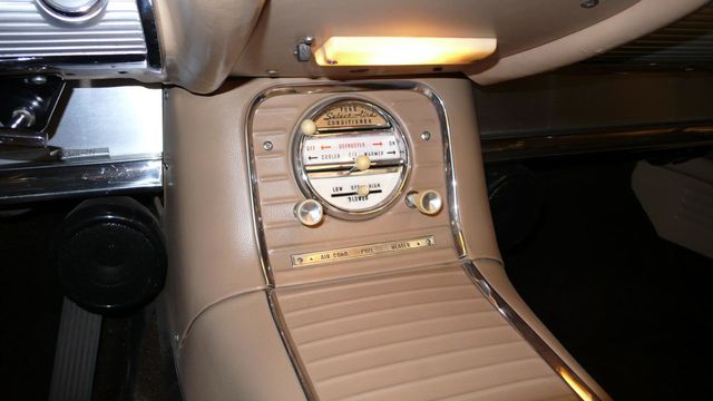 1960 Ford THUNDERBIRD  - 17621414 - 23