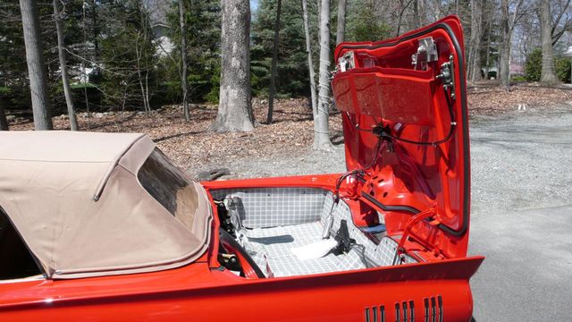 1960 Ford THUNDERBIRD  - 17621414 - 92