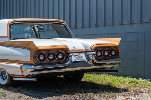1960 Ford Thunderbird Custom - 22838799 - 17