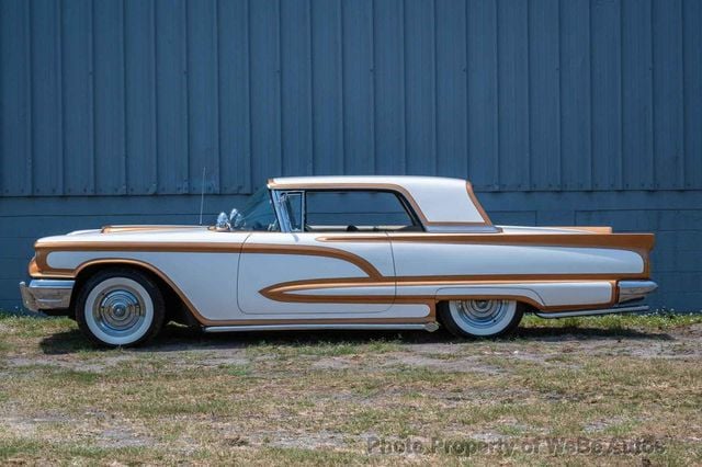 1960 Ford Thunderbird Custom - 22838799 - 1