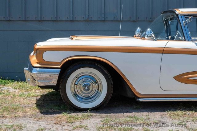 1960 Ford Thunderbird Custom - 22838799 - 20