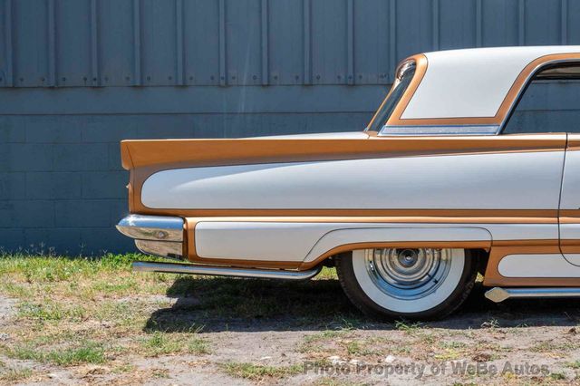 1960 Ford Thunderbird Custom - 22838799 - 36