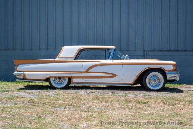1960 Ford Thunderbird Custom - 22838799 - 5