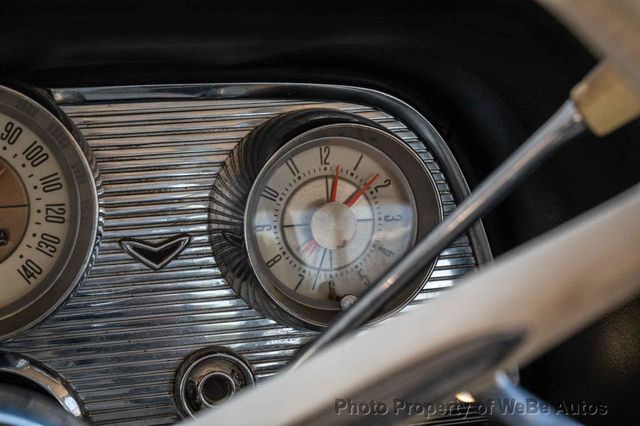 1960 Ford Thunderbird Custom - 22838799 - 59