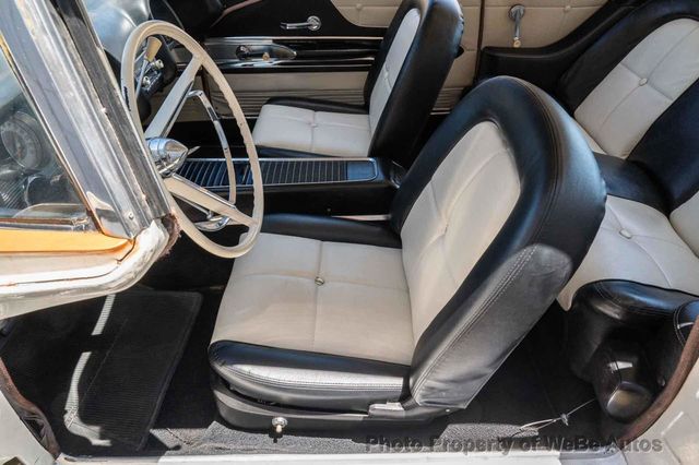 1960 Ford Thunderbird Custom - 22838799 - 8