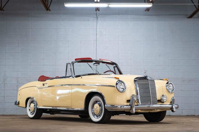 1960 Mercedes-Benz 220S  - 21010089 - 0