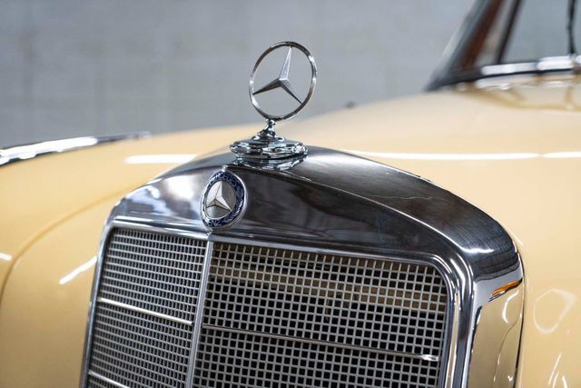 1960 Mercedes-Benz 220S  - 21010089 - 10
