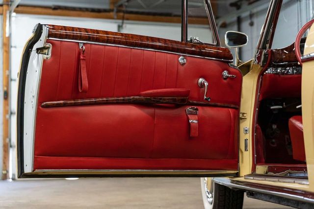 1960 Mercedes-Benz 220S  - 21010089 - 17