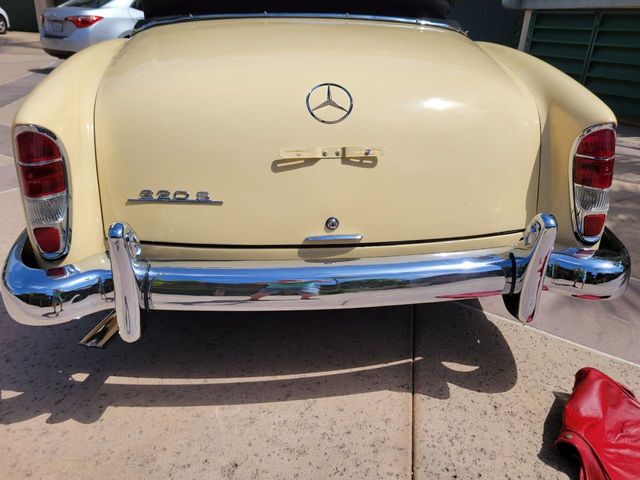 1960 Mercedes-Benz 220S  - 21010089 - 36