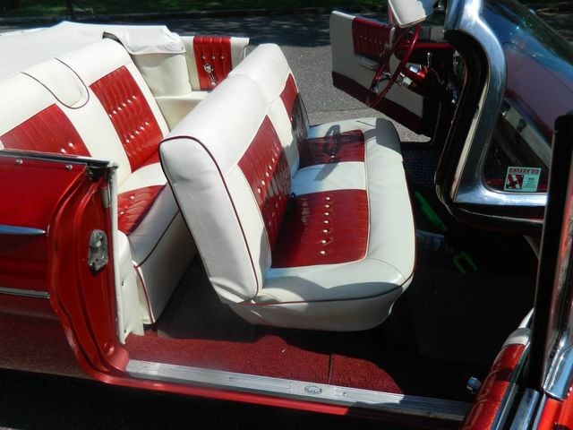 1960 Pontiac Catalina For Sale - 16630439 - 10